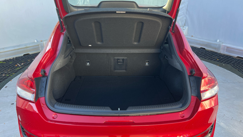 Hyundai I30 Fastback 1.4T GDI SE Nav 5dr Petrol Hatchback